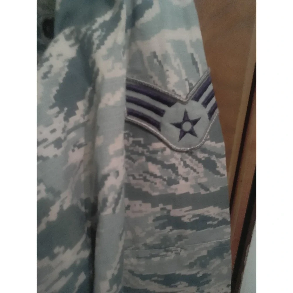 Air Force Military Camo Jacket Mens Size 44R Digital Camouflage Utility Coat